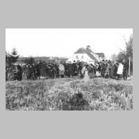 068-0063 Die letzte Treibjagd in Neumuehl am 01.Dezember 1933. Gruppenbild an der Muehle.jpg